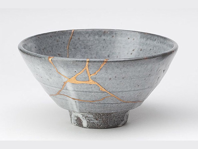 Kintsugi: the art of placing pieces back together.