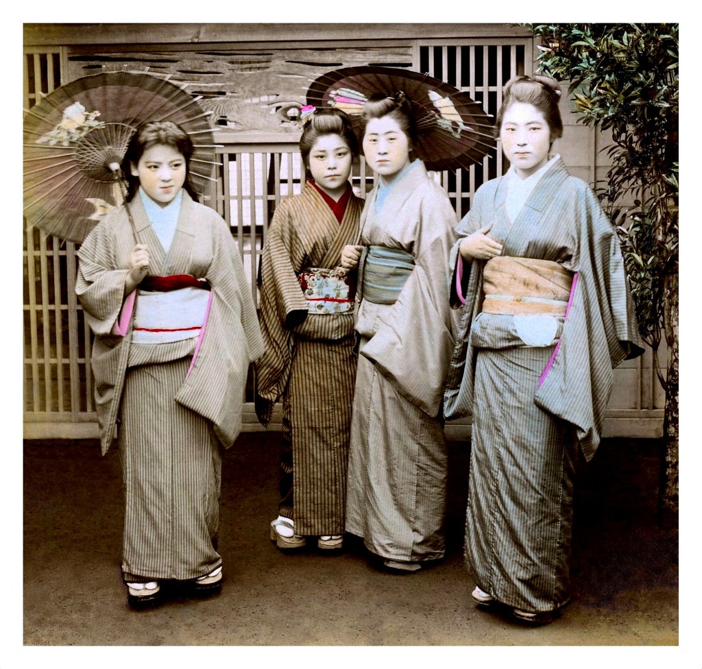Traditional Japanese Clothing and the Art of Dressing